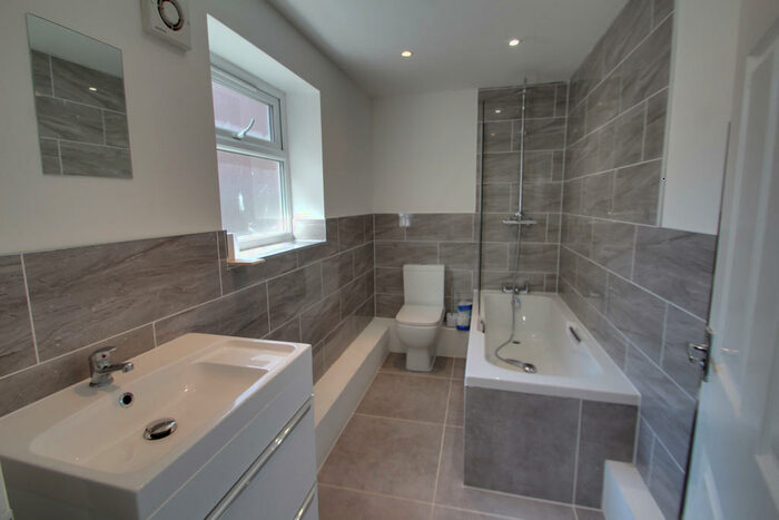 4 Bedroom Terraced House To Rent In Welford Road, Leicester, LE2