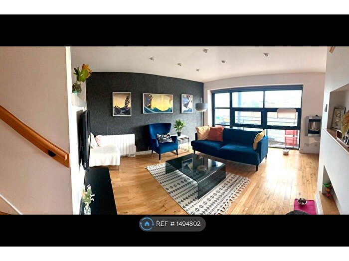 2 Bedroom Flat To Rent In Clyde Street, Glasgow, G1