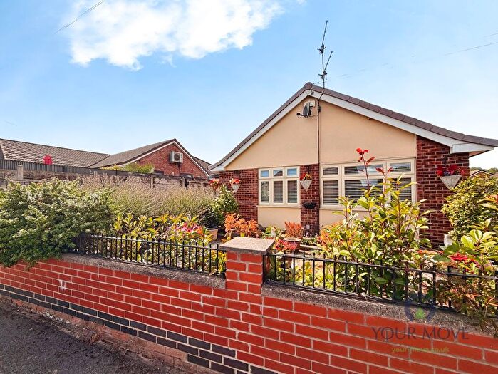 2 Bedroom Bungalow For Sale In Wortley Close, Ilkeston, Derbyshire, DE7