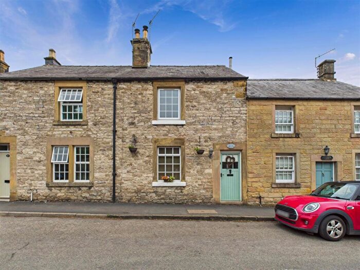 2 Bedroom Cottage To Rent In Rosemary Cottage, Fennel Street, Ashford In The Water, Bakewell, DE45