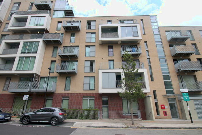1 Bedroom Apartment To Rent In Kayani Avenue, London, N4