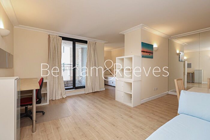 Studio To Rent In Cromwell Road, Point West Building, SW7