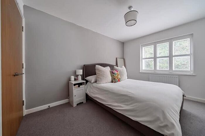 2 Bedroom Flat For Sale In Cardew Court, Bracknell, Berkshire, RG12