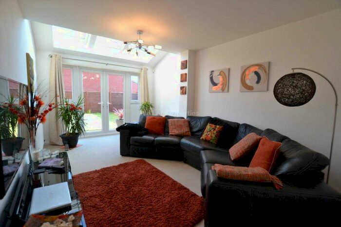 4 Bedroom House To Rent In Wheaters Street, New Broughton Village, M7