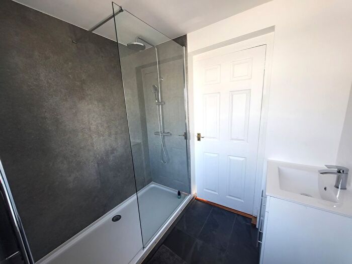 3 Bedroom Flat To Rent In The Strand, Walmer, Deal, Kent, CT14
