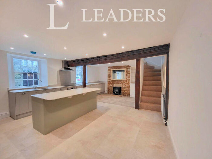 2 Bedroom Town House To Rent In Coxwell Street, Cirencester, GL7