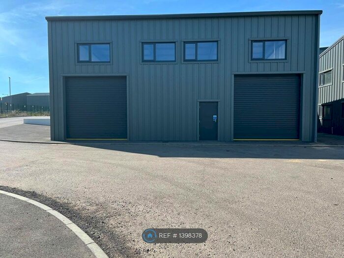 2 Bedroom Flat To Rent In Evelyn Way, Ramsgate, CT12