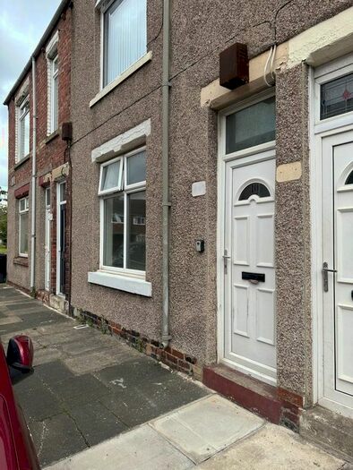 2 Bedroom Flat To Rent In Arnold Street, Boldon Colliery, NE35