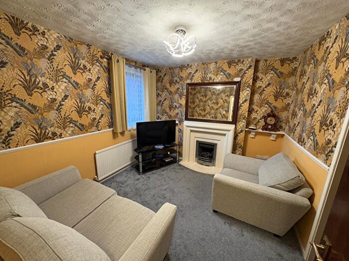 2 Bedroom Flat To Rent In Bolton Road, Pendlebury, M27