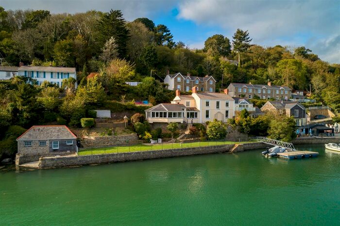 4 Bedroom Detached House For Sale In Malpas, Truro TR1