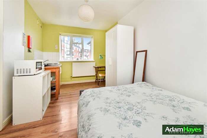 Studio To Rent In The Grange Estate, East Finchley, N2