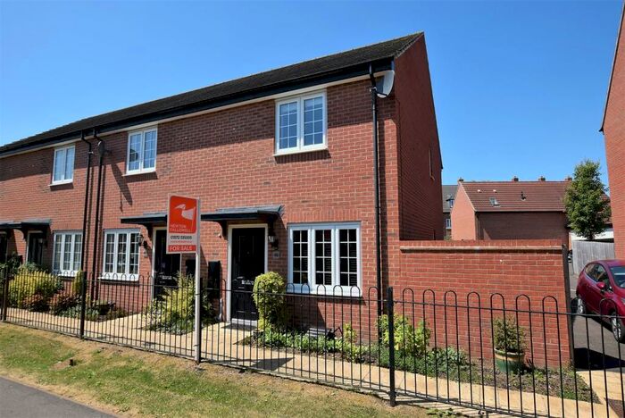 2 Bedroom End Of Terrace House To Rent In Coleridge Way, Oakham, LE15