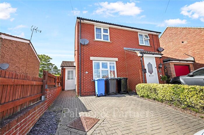 2 Bedroom Semi Detached House To Rent In Sheldrake Drive, Ipswich, IP2