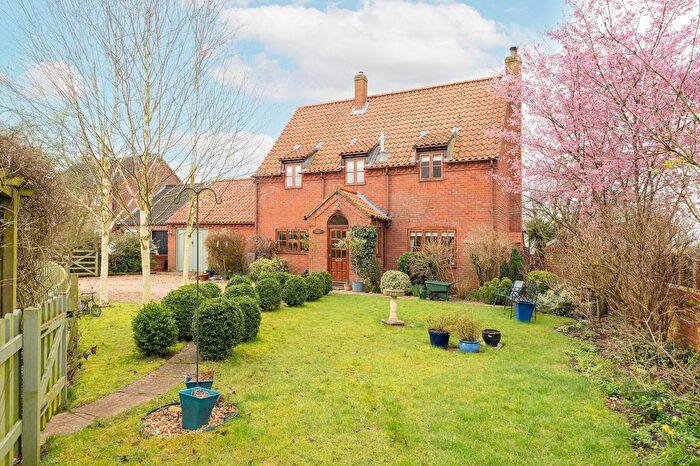 3 Bedroom Detached House For Sale In Church Road, Holme Hale, IP25