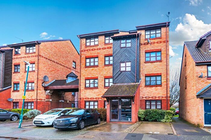 1 Bedroom Flat To Rent In Kenwyn Road Dartford, DA1