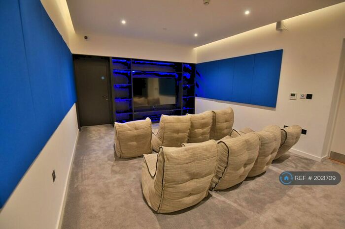 1 Bedroom Flat To Rent In Wharf End, Trafford Park, Manchester, M17