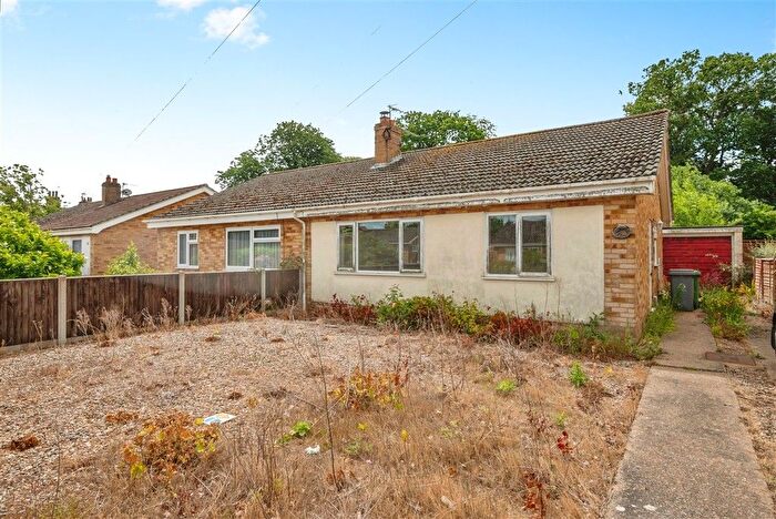 3 Bedroom Semi Detached House For Sale In Purdy Way, Aylsham, Norwich, NR11