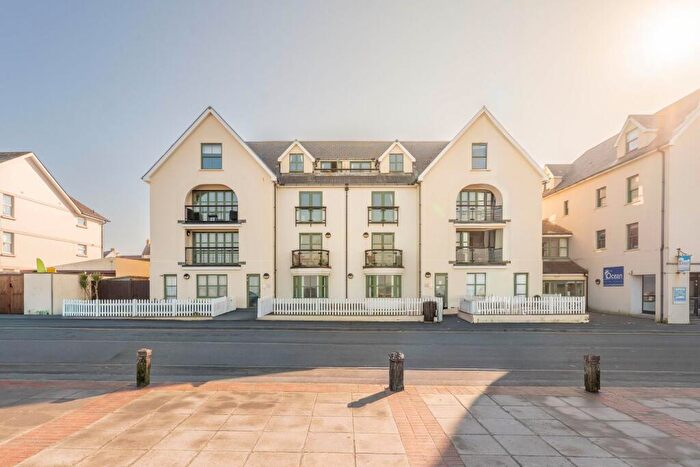 3 Bedroom Flat For Sale In Enfield Road, Broad Haven, SA62
