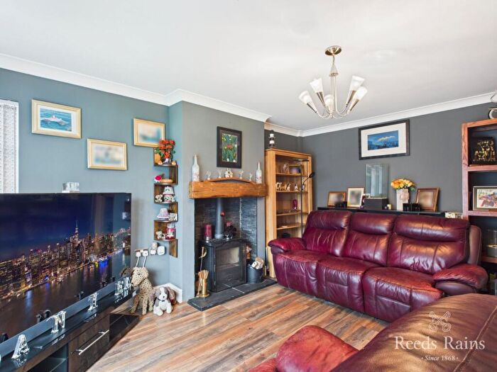 3 Bedroom End Of Terrace House For Sale In Wexford Avenue, Hull, East Riding Of Yorkshire, HU9