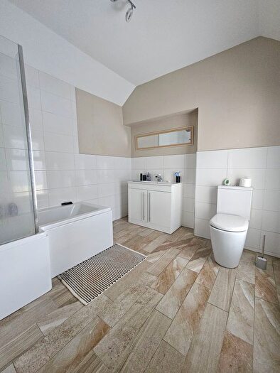 3 Bedroom Terraced House For Sale In Iorwerth Street, Swansea, SA5