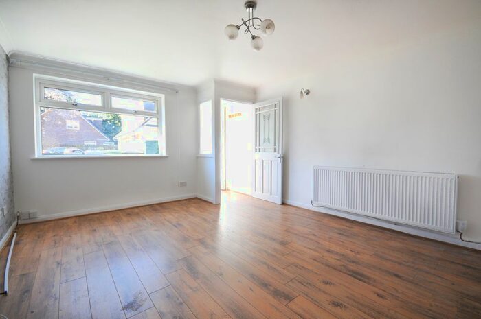 2 Bedroom Terraced House To Rent In Old Well Walk, Sale, M33