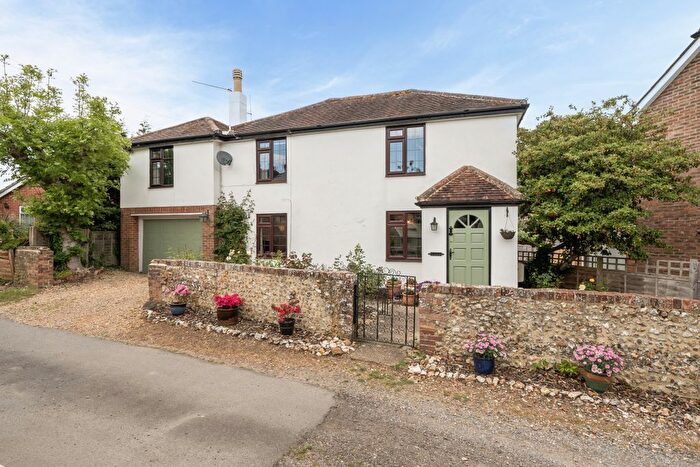 4 Bedroom Detached House For Sale In Commonside, Emsworth, PO10