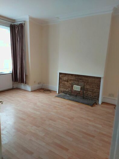 3 Bedroom Terraced House To Rent In Myddleton Road, Uxbridge, UB8