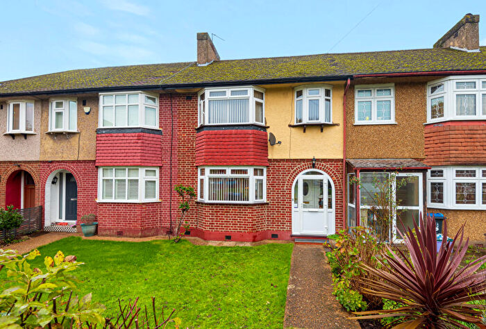 3 Bedroom Terraced House For Sale In Thurleston Avenue, Morden, SM4