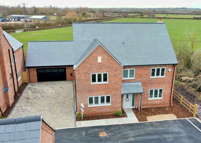 4 Bedroom Detached House For Sale In Brand New Executive Home - Glebe Meadow, HP23