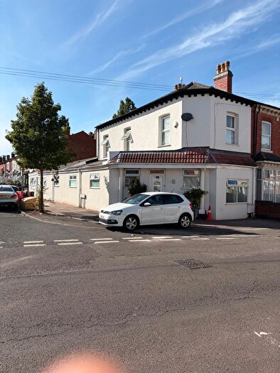 4 Bedroom End Of Terrace House For Sale In Fentham Road, Birmingham, B6