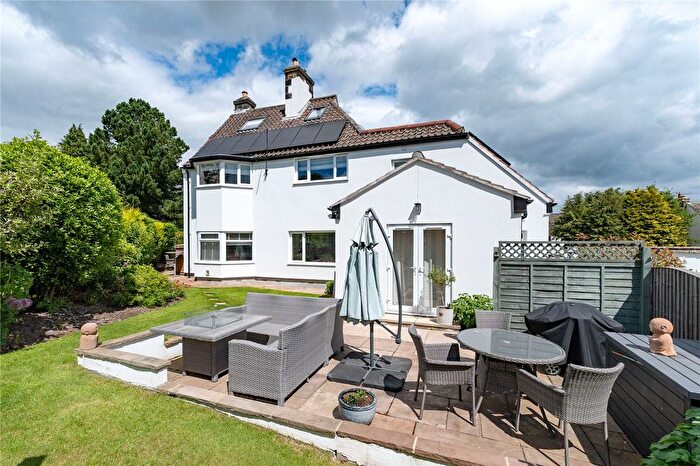 4 Bedroom Detached House For Sale In Southway, Guiseley, Leeds, West Yorkshire, LS20