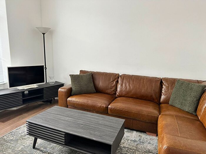 1 Bedroom Flat To Rent In Holburn Street, Aberdeen, AB10