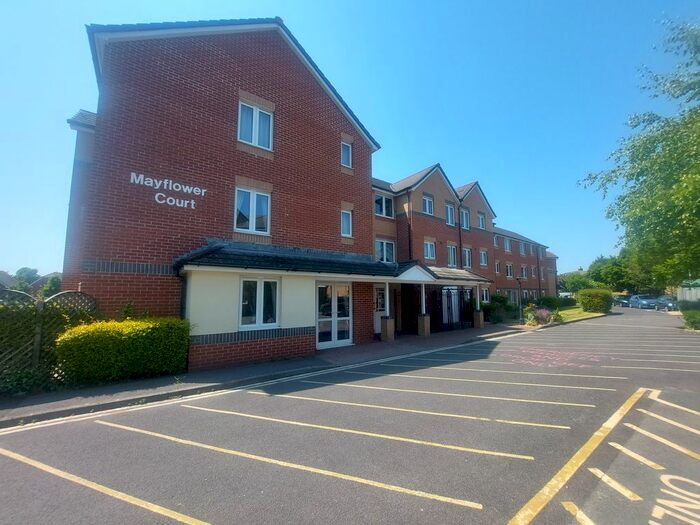 1 Bedroom Flat To Rent In Oakley Road, Southampton, SO16