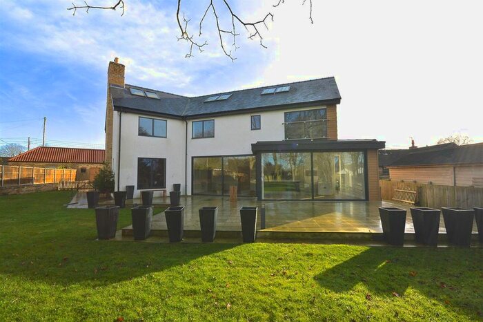 7 Bedroom Detached House To Rent In A Sudbrooke Road, Scothern, Lincolnshire, LN2