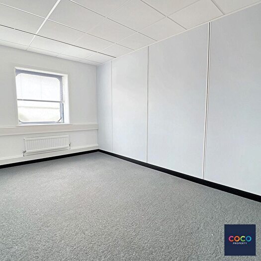 Office To Rent In Lerret Road, Portland, DT5