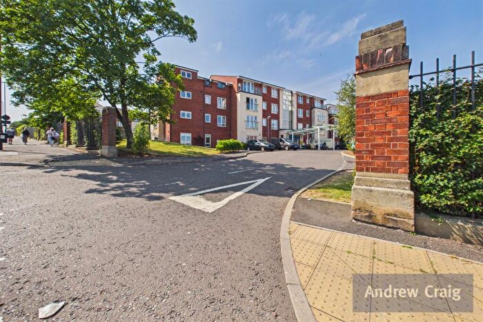 2 Bedroom Flat For Sale In Dovecote Meadow, Ford Estate, SR4