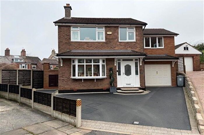 4 Bedroom Detached House For Sale In Pine Close, Macclesfield, SK10