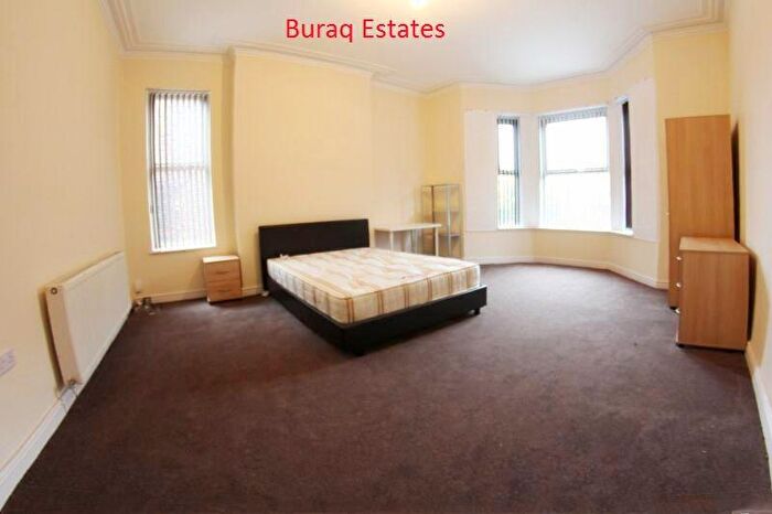 12 Bedroom Detached House To Rent In Mauldeth Road, Manchester, M20