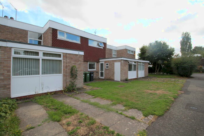 4 Bedroom Terraced House To Rent In Keswick Green, Leamington Spa, CV32