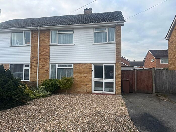 3 Bedroom Semi-detached House For Sale In Staplehurst, Kent, TN12