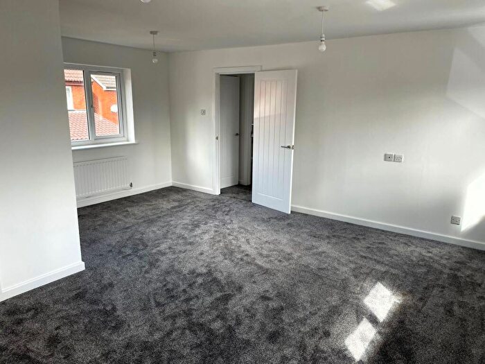 2 Bedroom Apartment To Rent In Pochard Place, Oxford, OX4