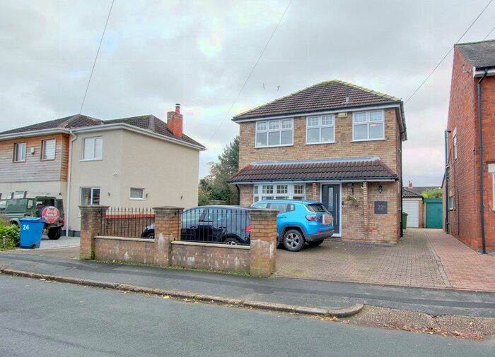 3 Bedroom House To Rent In Hawthorne Avenue, Willerby, HU10