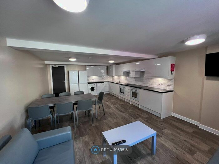 7 Bedroom Flat To Rent In Stokes Croft, Bristol, BS1