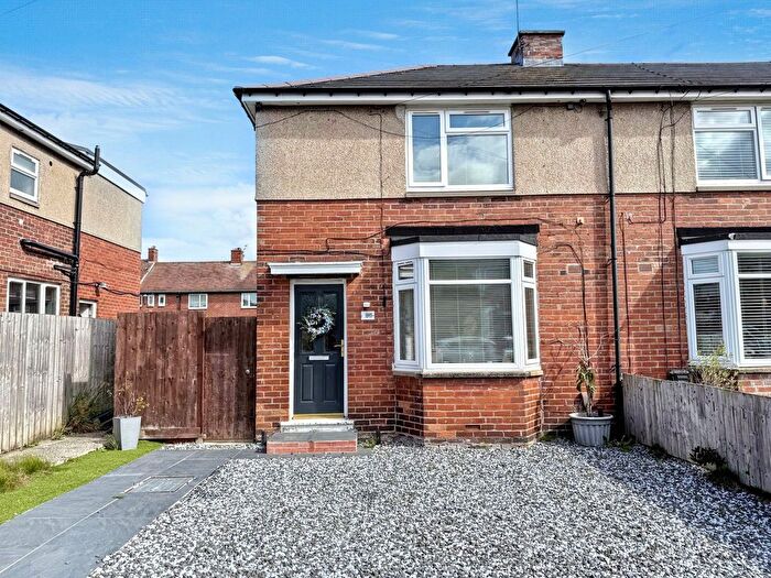 2 Bedroom Semi-Detached House For Sale In Bede Crescent, Wallsend, NE28