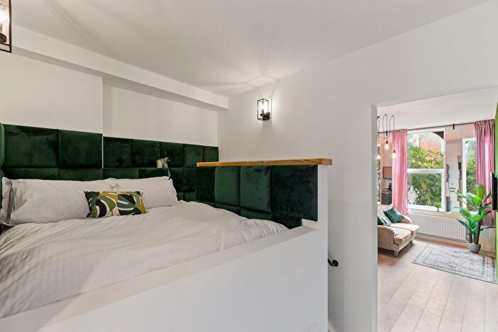 1 Bedroom Property To Rent In Sandgate Road, Folkestone, CT20