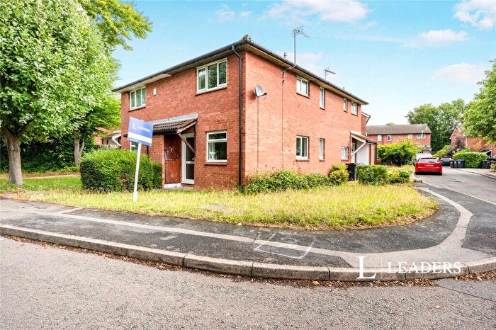 1 Bedroom Terraced House For Sale In Hilliard Drive, Bradwell, Milton Keynes, MK13