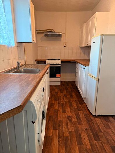 3 Bedroom Terraced House To Rent In Kelvin Road, Tilbury, RM18
