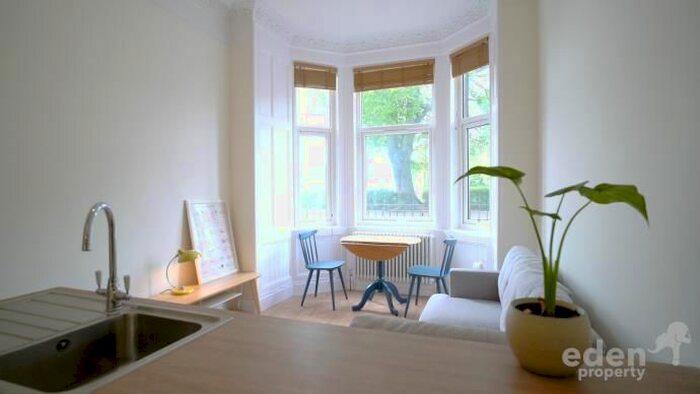 2 Bedroom Flat To Rent In Links Place, Edinburgh, EH6