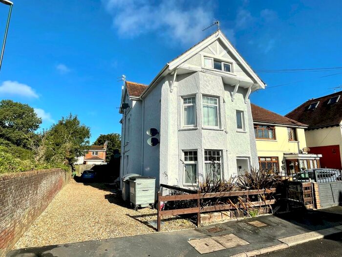 Studio For Sale In Gordon Avenue, Bognor Regis, PO22