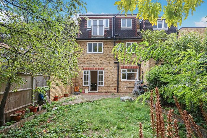 4 Bedroom Terraced House To Rent In Mayford Road, London, SW12